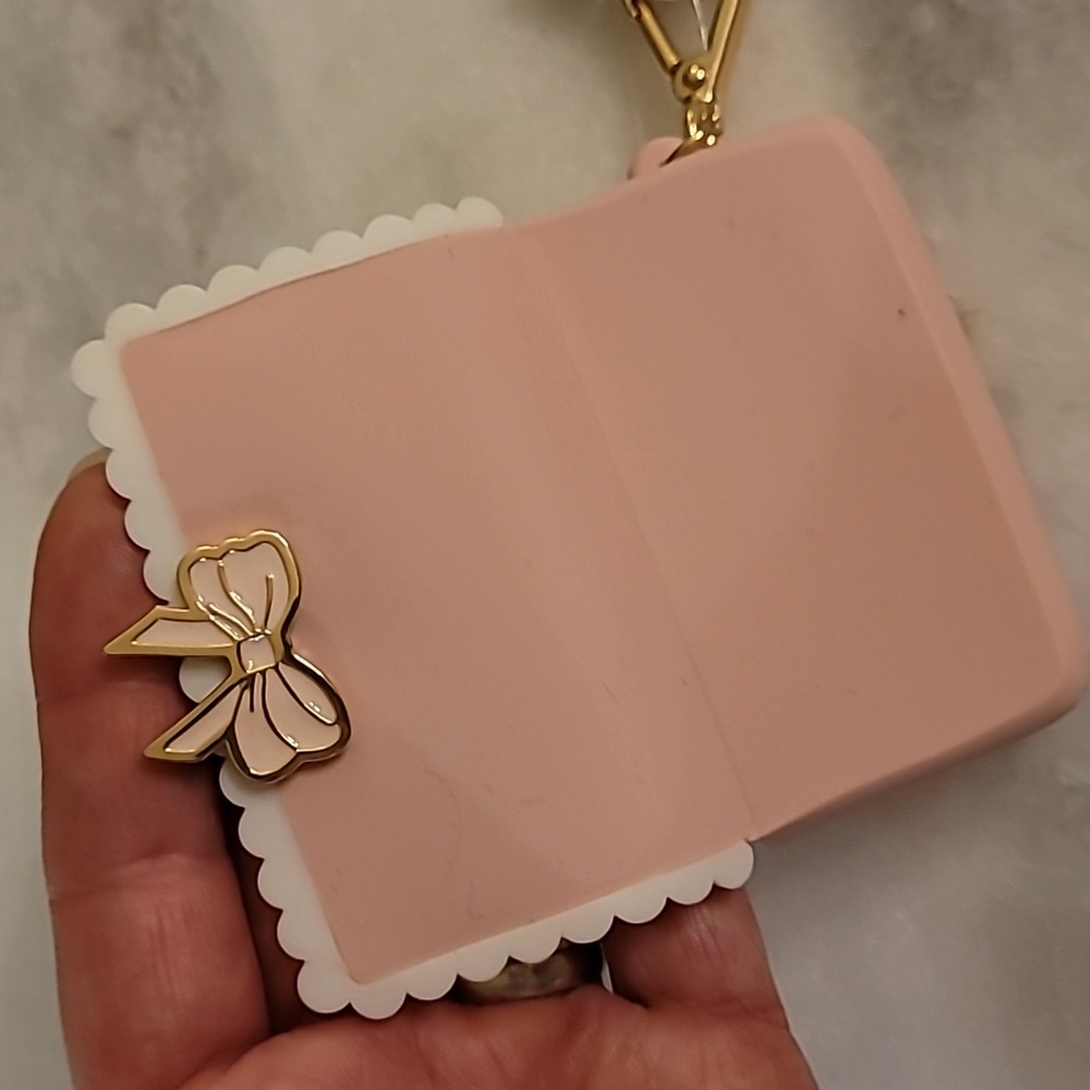 Bath and Body Works Hand Sanitizer Holder PRICE FIRM - Picture 3 of 6